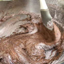 mescolare crema cioccolato