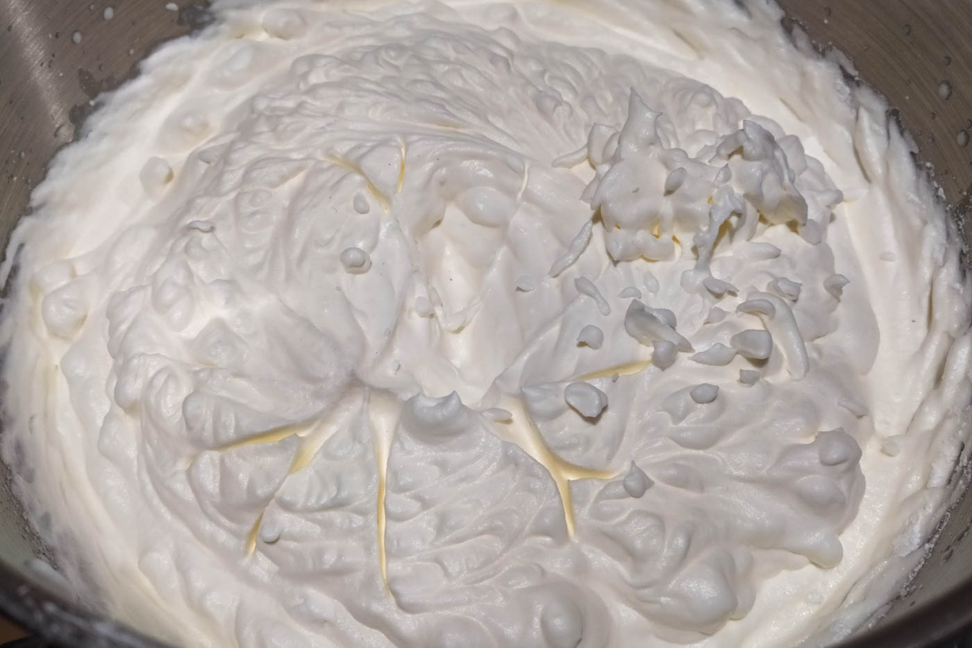 Whipped cream (Chantilly cream)