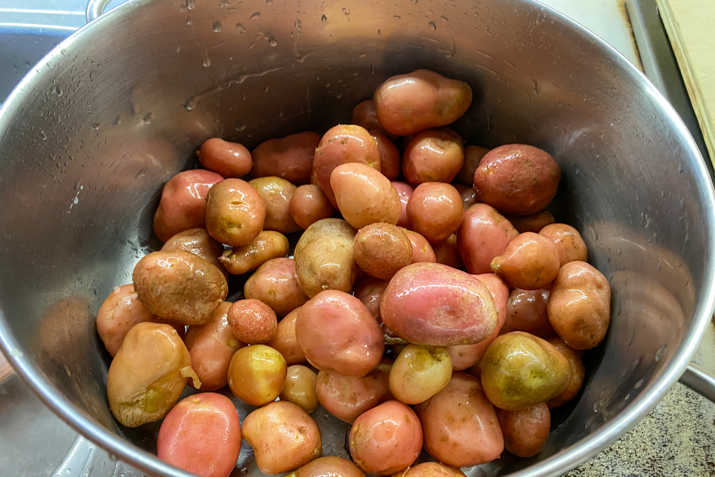 pot baby potatoes
